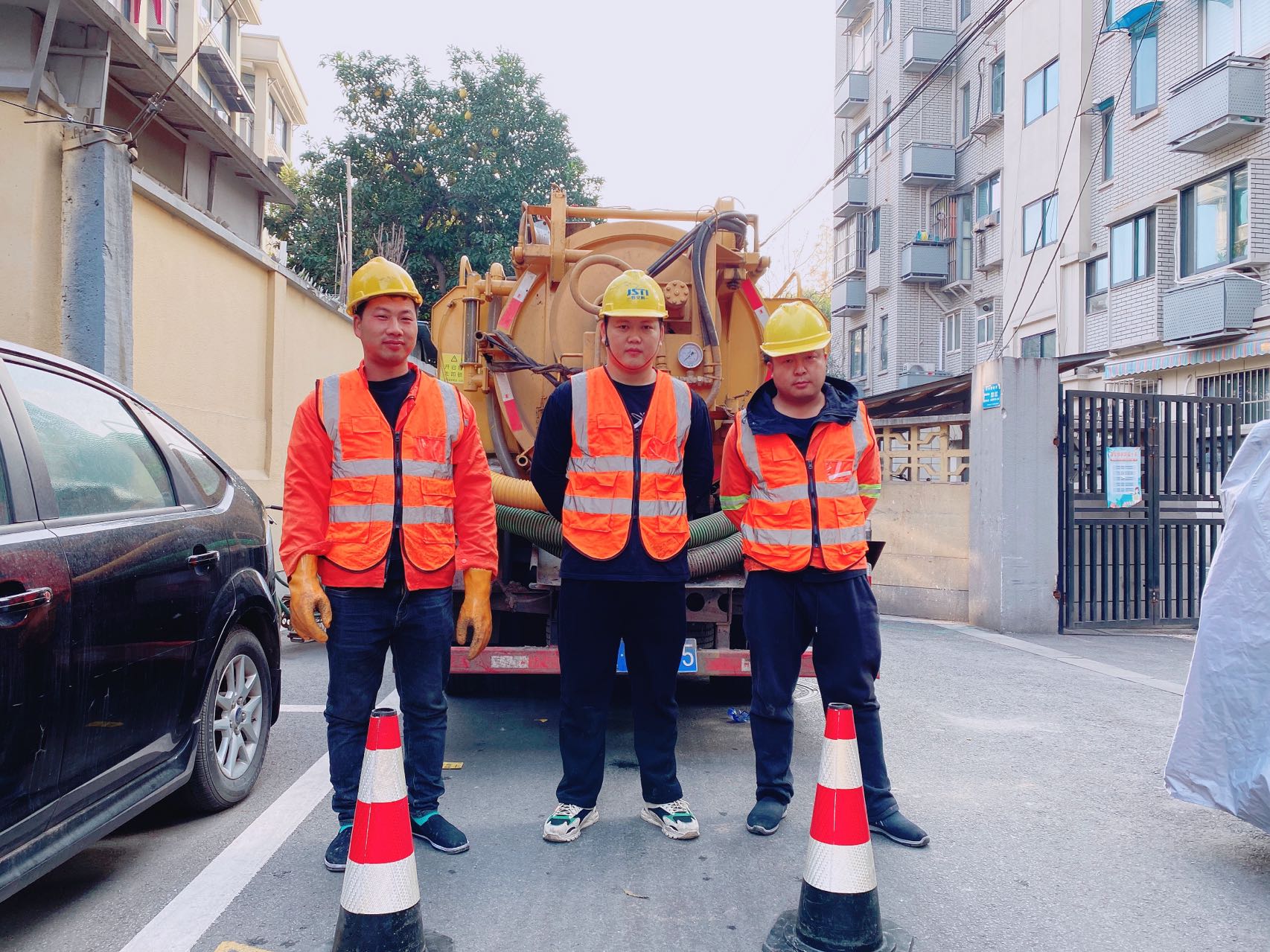 甘家巷南京某小区管道清淤检测施工